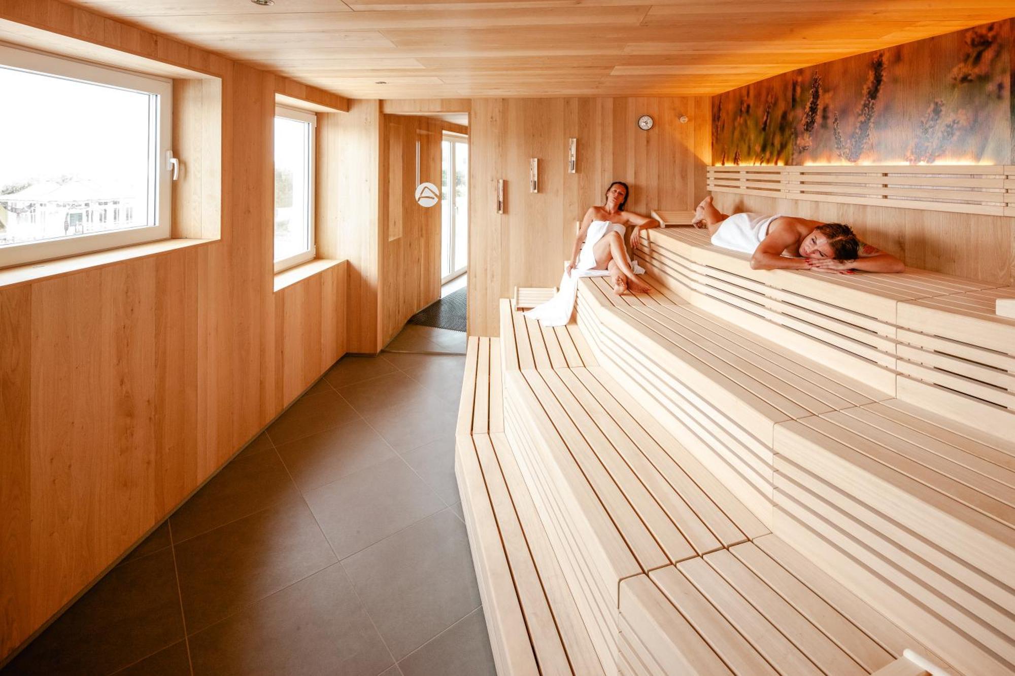 Das Ahlbeck Hotel & Spa ゼーバート・ヘリングスドルフ エクステリア 写真